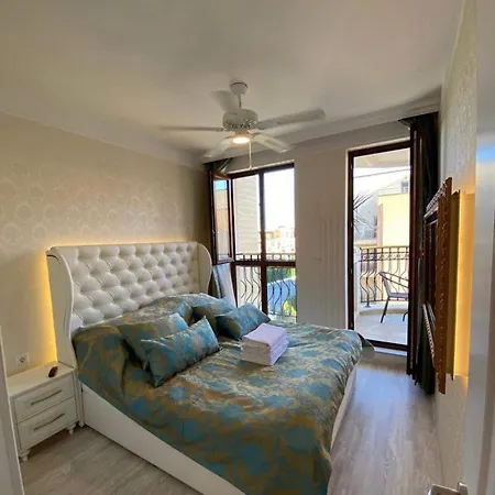 Apartment Sweti Wlas Premium Ferienwohnung Polarstar Beach Luxury Apartment 150 M Zum Strand Pool 1 Balkon Meeresblick Google Tv Bis Zu 4 Personen Sveti Vlas